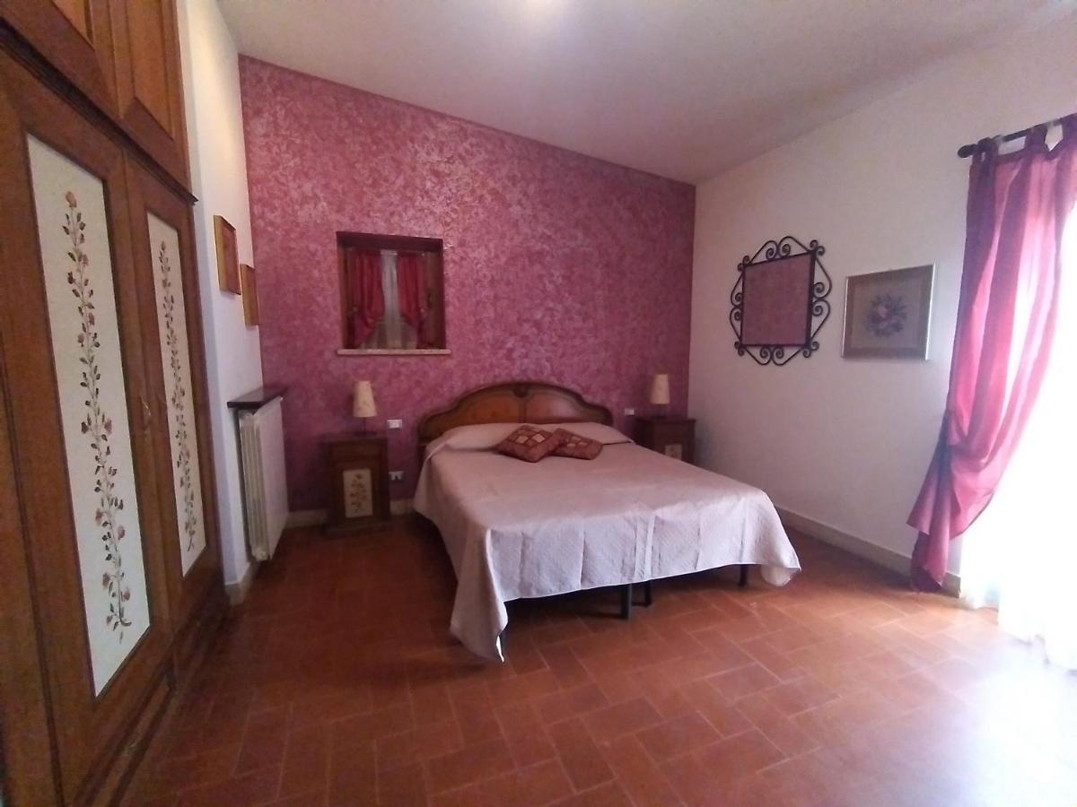 فندق La Casa Degli Oleandri روما المظهر الخارجي الصورة