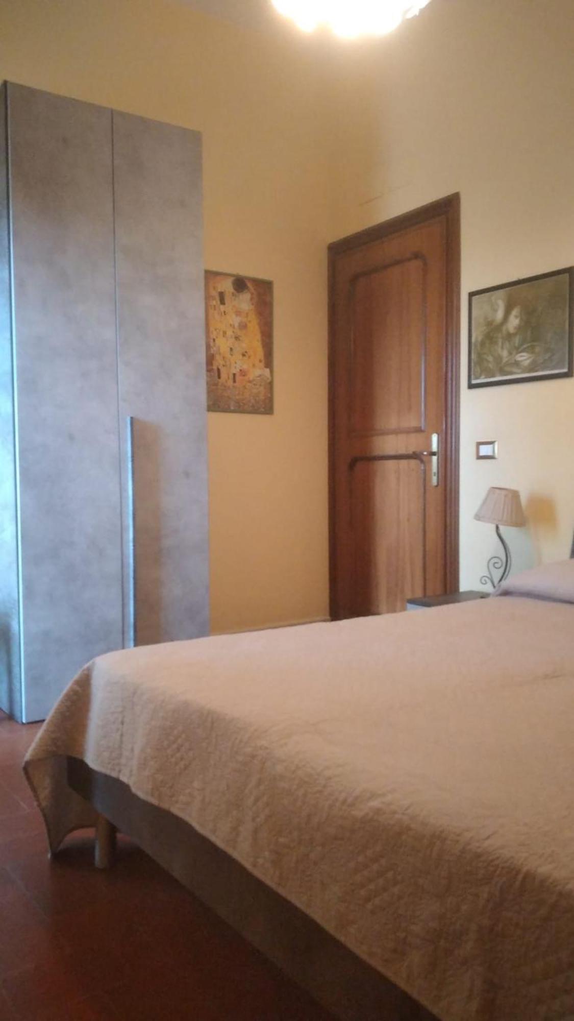 فندق La Casa Degli Oleandri روما المظهر الخارجي الصورة